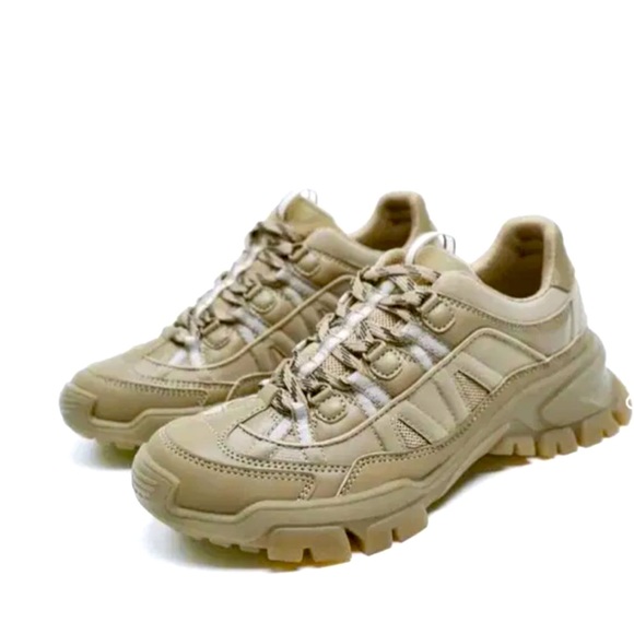 NWT! Zara hiking trainers / size 7.5 - Picture 1 of 5